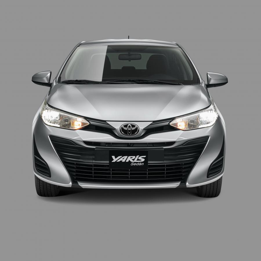  Toyota Yaris Sedan 2018 года  (MX) (фото 3 из 7)